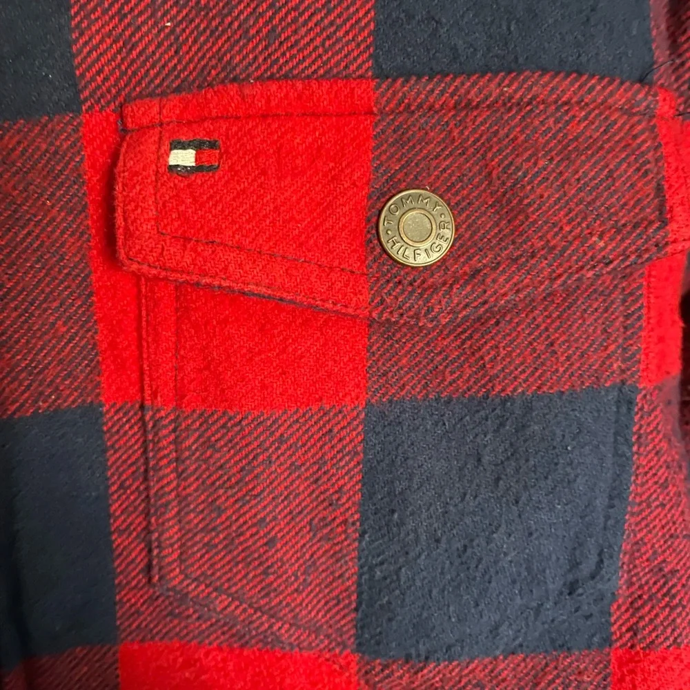 Tommy Hilfiger thick button up jacket - Picture 3 of 4